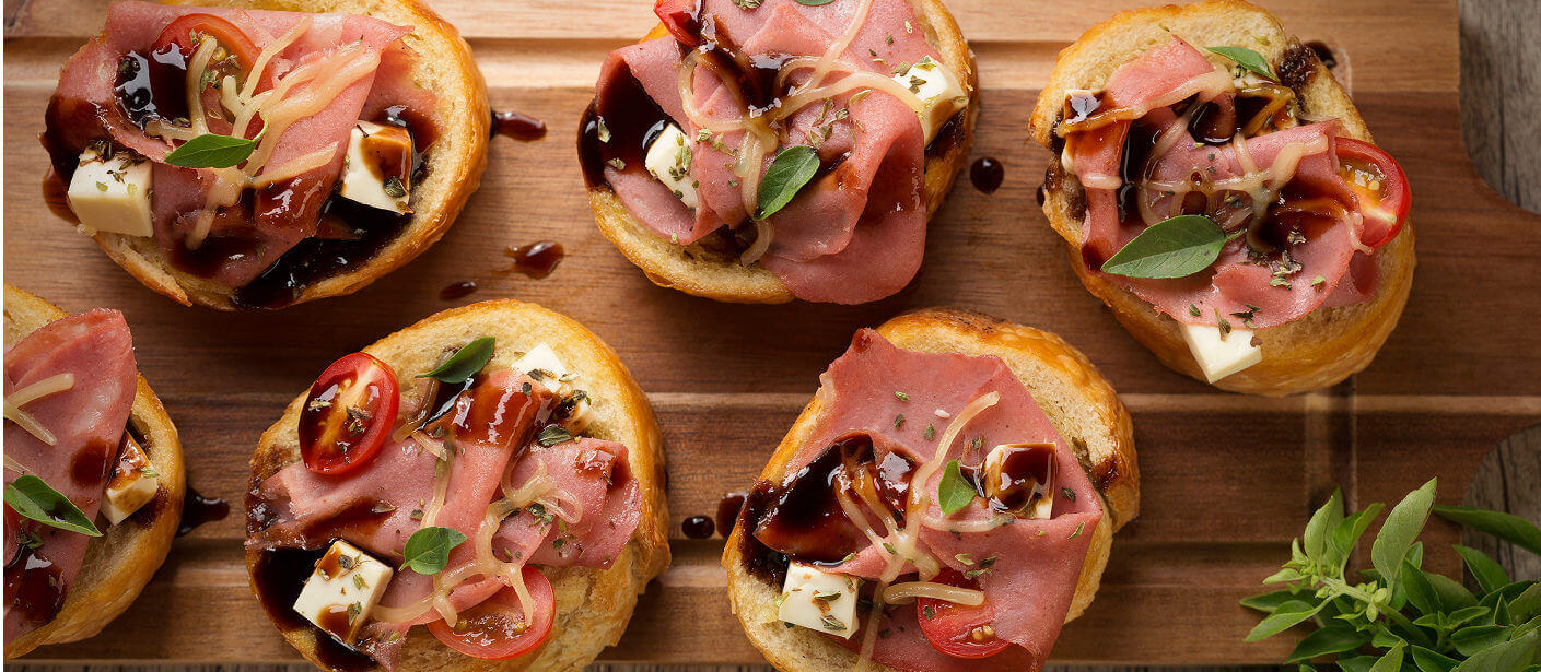 Mini Bruschetta com Mortadela Bologna Ceratti