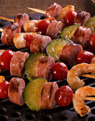 Receita Espetinho Churrasco Linguiça Limão Siciliano