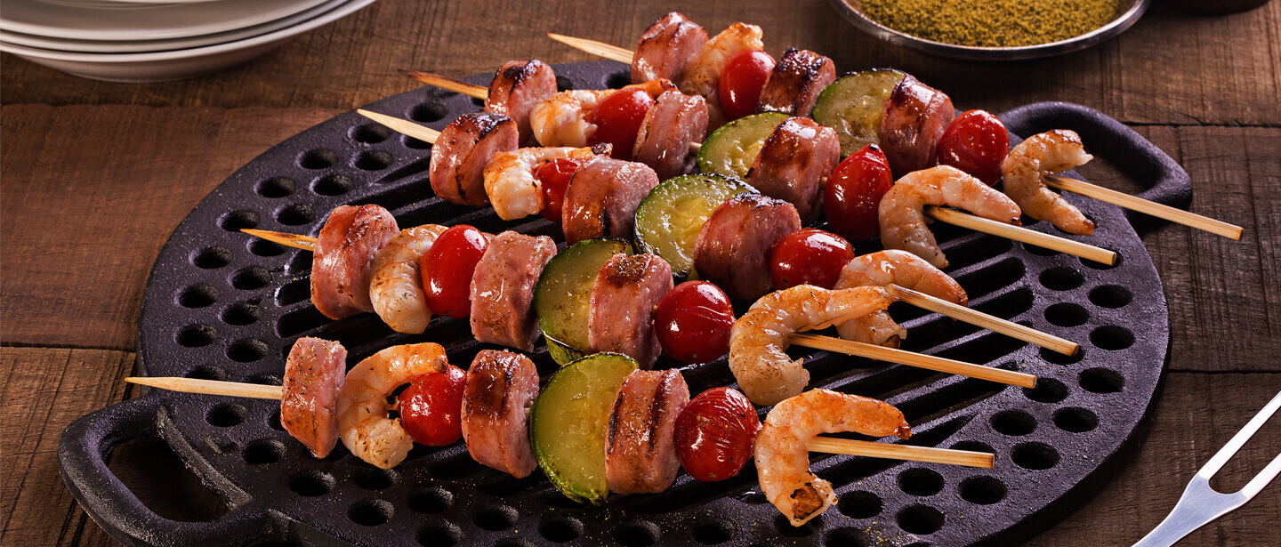 Espetinho Mediterrâneo com Linguiça com Limão Siciliano Ceratti